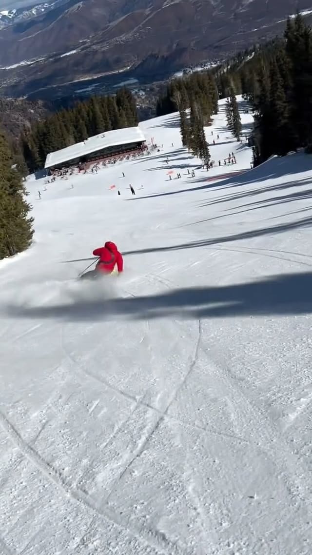 Heather Bedlam laps, frame from the video